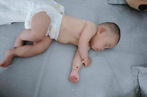 香港宝宝短发型女